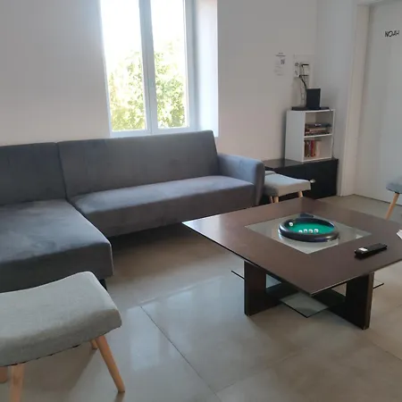 Apartmán Spacieux Et Serein Avec Patio, Barbecue Et Wifi *